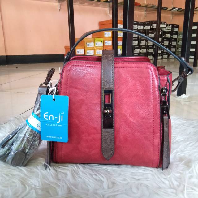 Tas Selempang Enji