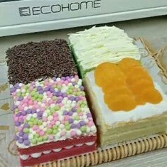 

Four Season Cake