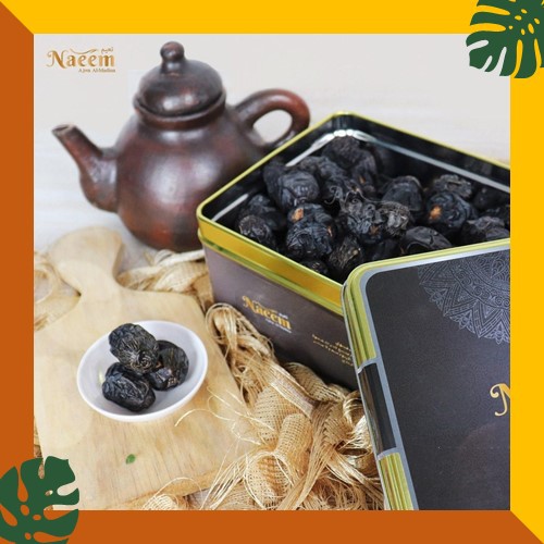

Kurma Ajwa Premium Naeem Kemasan Eksklusif dan Kurma Ajwa Asli Madinah Berkualitas