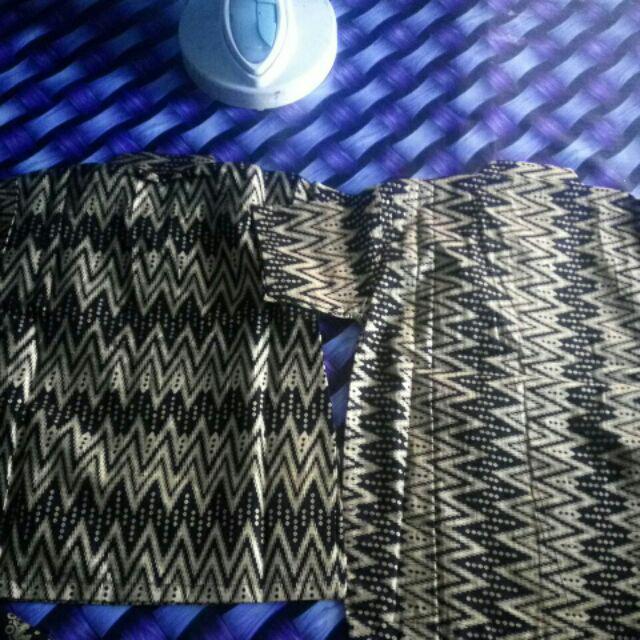 Baju Batik Couple Keluarga Modern Gamis Kemeja Batik 2 Anak Motif Wayang Prada Terbaru