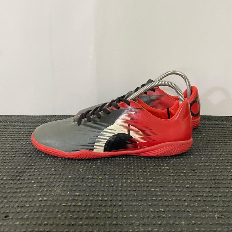 Sepatu Futsal Ortuseight Blaze Second Bekas Original