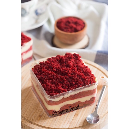 

Red Velvet Dessert Box