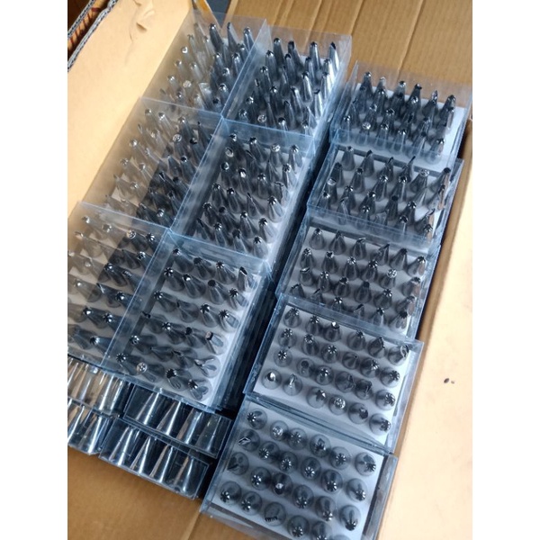 SPUIT MIKA ISI 24 ATAU PECOTOTAN KUE UNTUK MENGHIAS KUE BIAR MANTEP KUE NYA, SPLUIT MIKA ISI 24 PERBOX HARGA MURAH ANTI KARAT STAINLESS