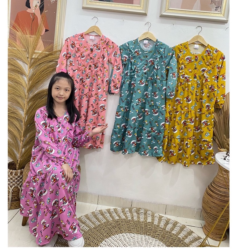 Gamis anak perempuan rempel 3 susun lengan smoked motif BT21 bahan voxy premium merk latin (8-10 tah