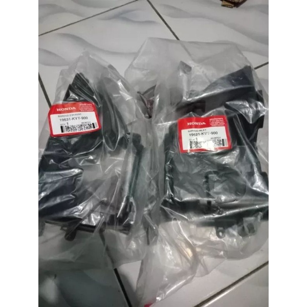Cover tutup mesin honda beat karbu sepasang KYY  thn 2010 2011 2012 2013 Original honda.