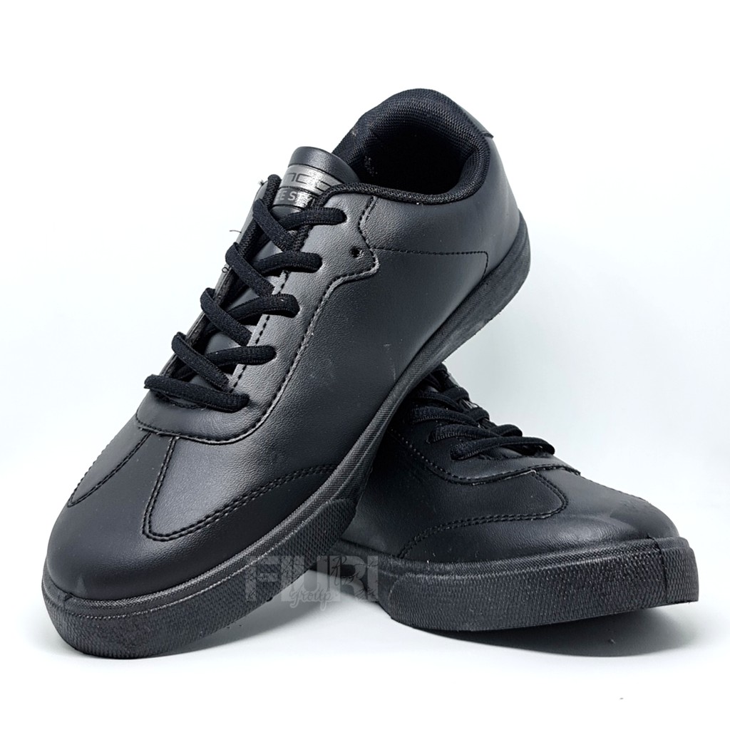 FIURI - Ando Original - Julian 39-43 Full Hitam - Sepatu Kets Pria - Sepatu Sneakers Pria - Sepatu Olahraga Sport Pria - Sepatu Casual - Sepatu Jogging Lari Fitness Gym Senam Pria - Sepatu Sekolah Bertali SMP SMA