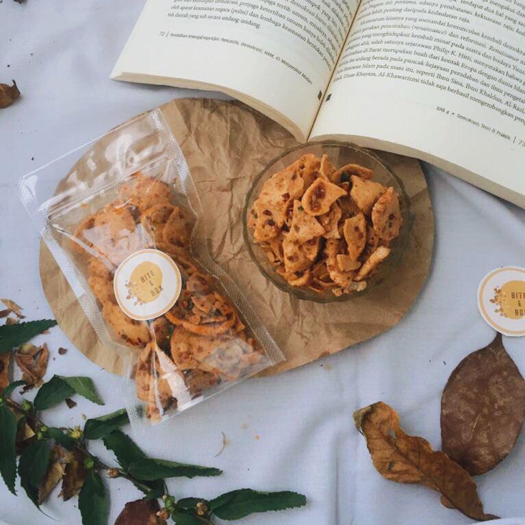 

Basreng Pedas Daun Jeruk / Makanan Ringan / Cemilan Enak