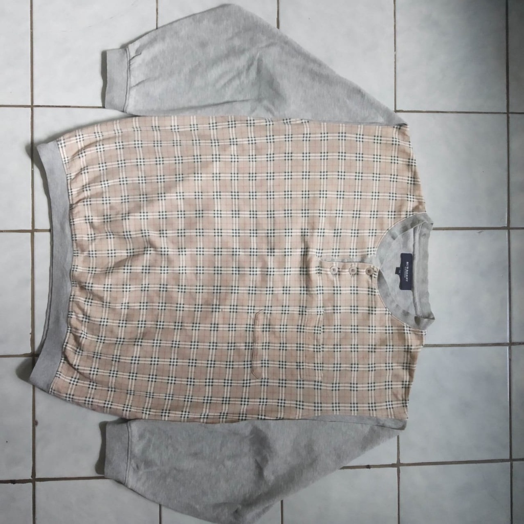 JUAL VIINTAGE SWEATER CREWNECK BURBERRY NOVA ABU SECOND BEKAS