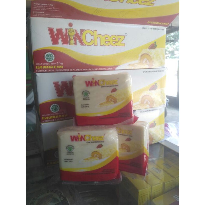 

Keju WINCheezz Cheddar Kemasan 250gr | Keju Cheddar Olahan | Keju Parut