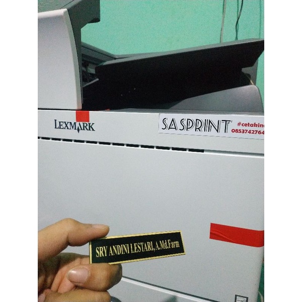 

Papan Nama / Name Tag
