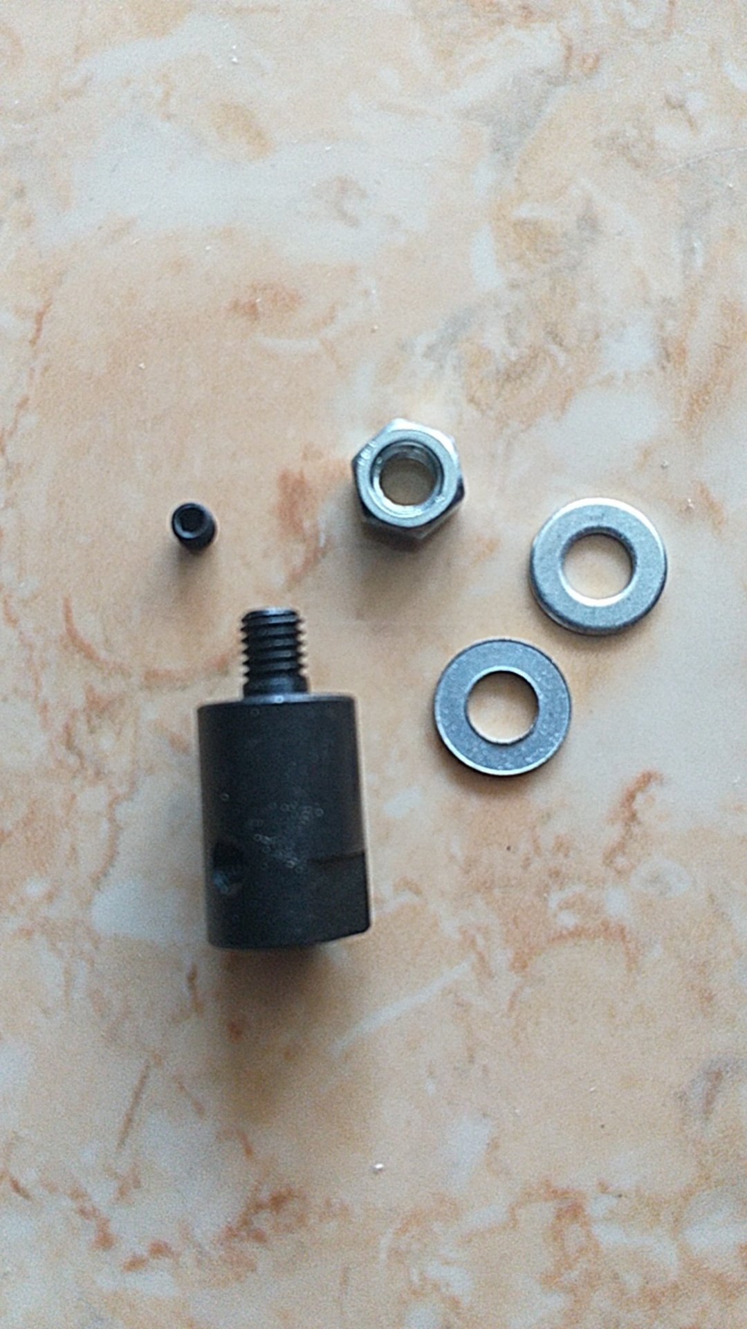 Mandrel Gergaji M6 Poros Adapter