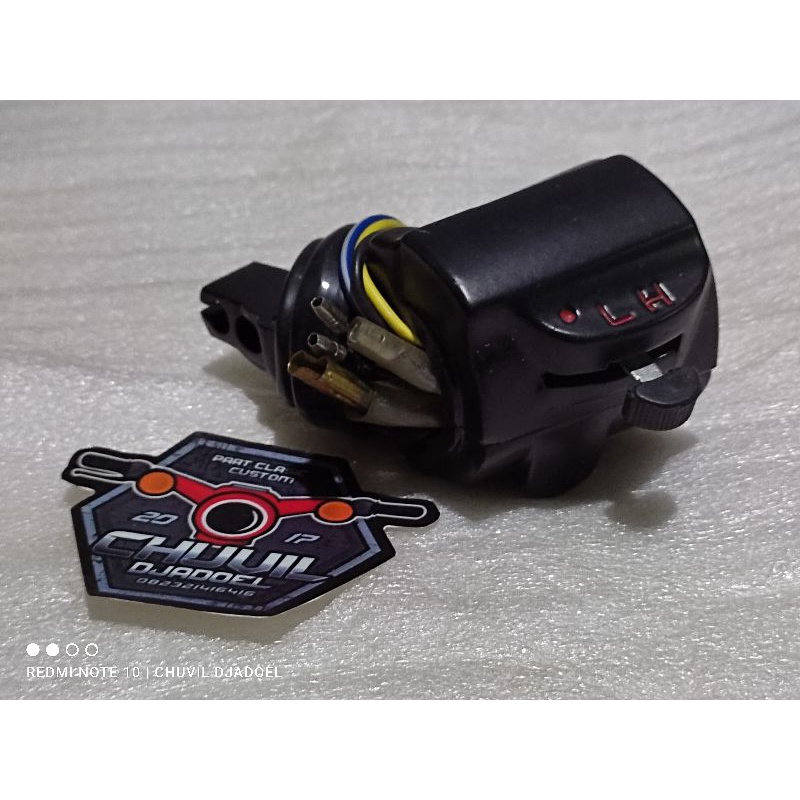 Holder Kanan GL100