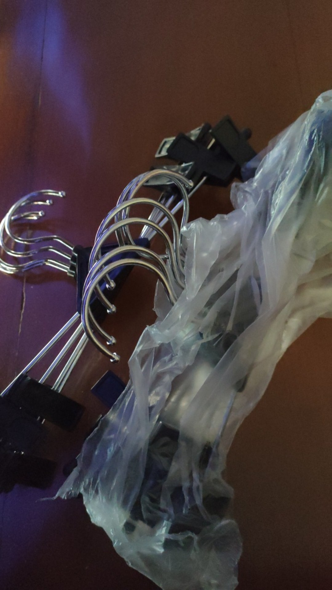 Hanger Pakaian Kawat Jepit Plastik Wn Hitam