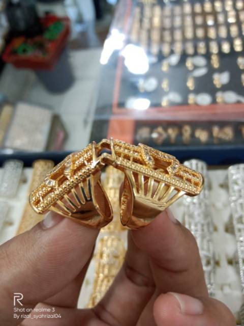 Cincin panjang sambung mewah titanium gold 18k