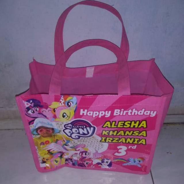 

Goodie bag
