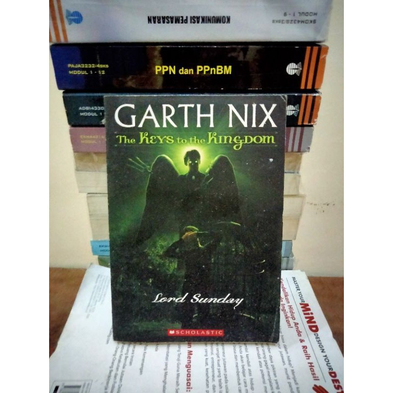 Original Bekas GARTH NIX Lord Sunday (the keys to the kingdom)