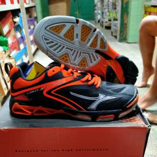 Sepatu voli  mitzuda light star x5 obral bonus kaos  kaos  