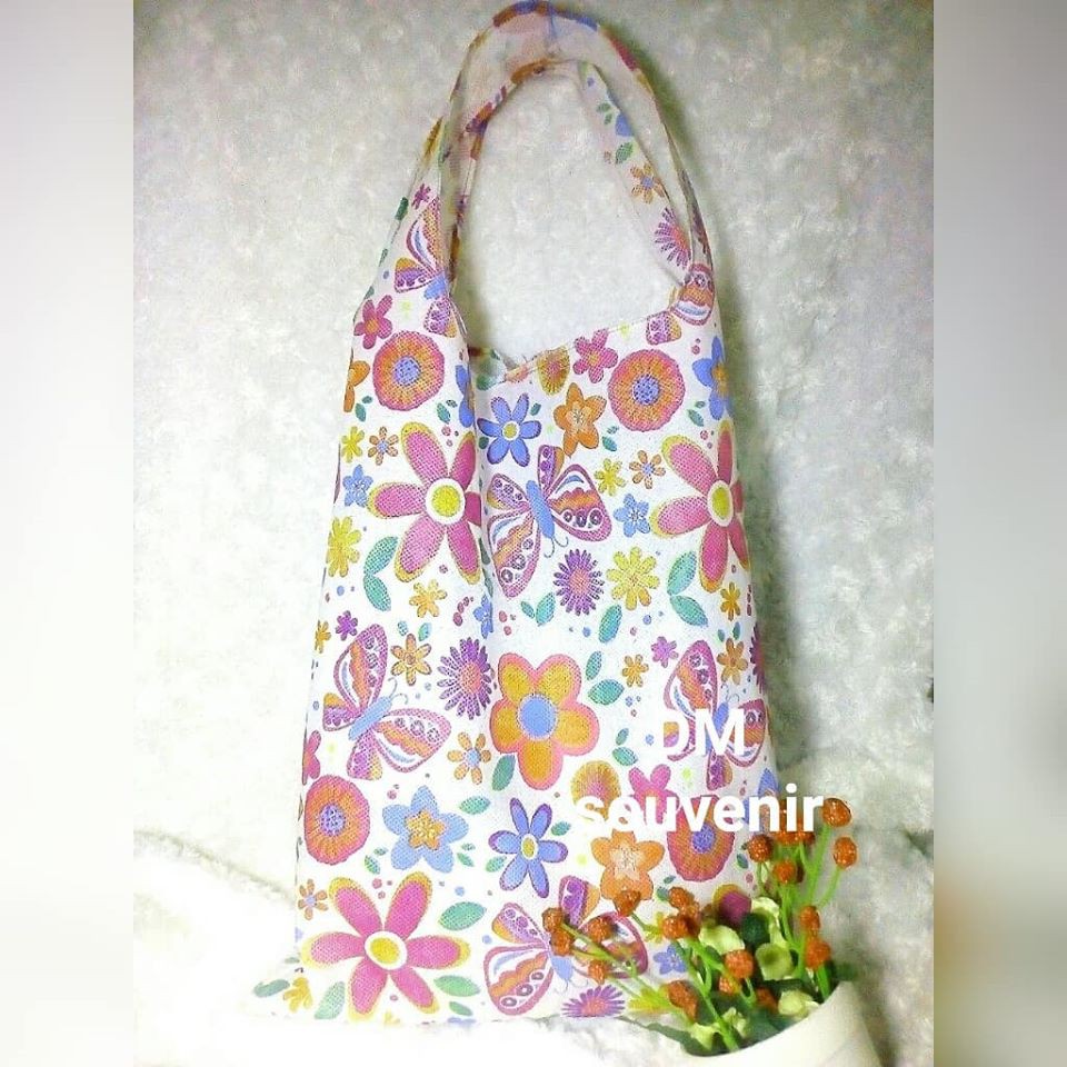 

Tas souvenir spunbond motif 75gr murah//totebag spunbond