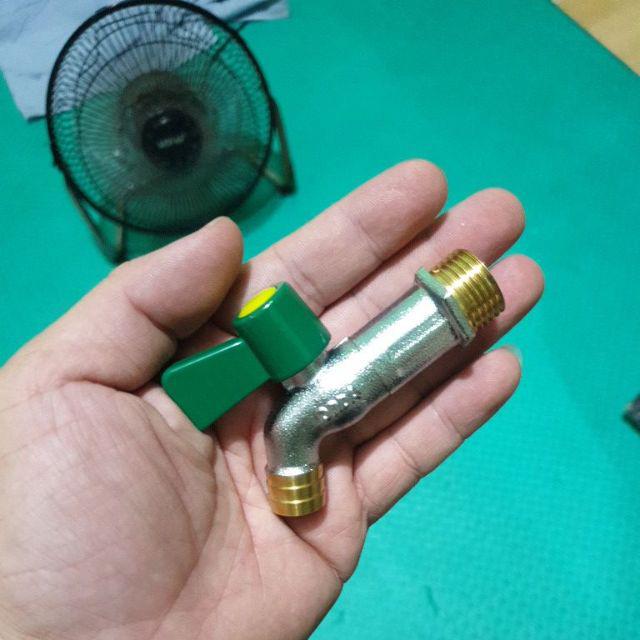 Kran Air Onda Kuningan . Kran Taman . Kran Onda Kuningan Kubc 1/2”