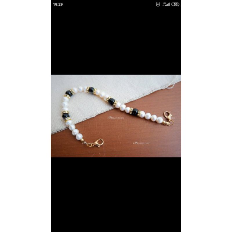 konektor hijab mutiara putih gading