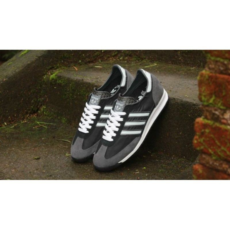 ADIDAS CASUAL SL72 DRAK BLACK WHITE ORIGINAL INDONESIA