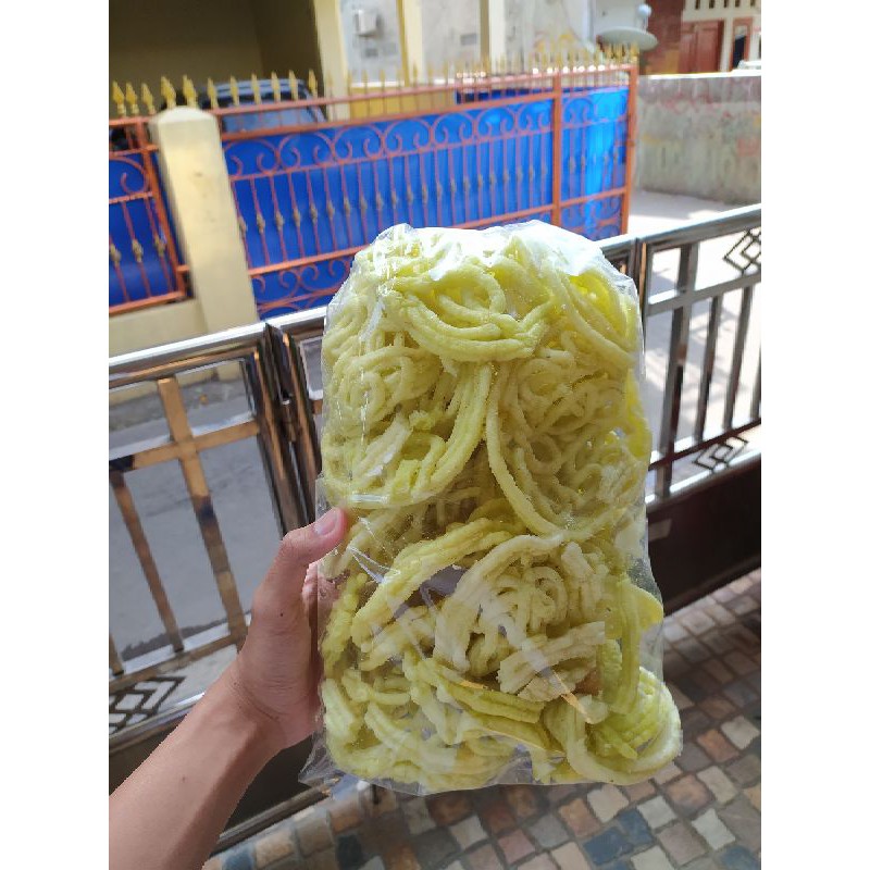 

KERUPUK MIE/PECEL/ASINAN 250GRM