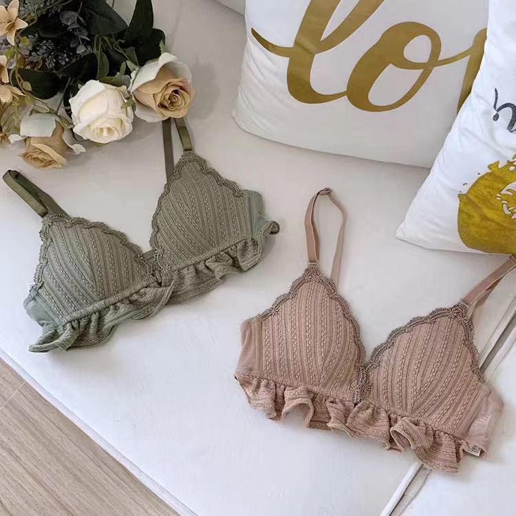 Bra Wanita Push-Up Isi Busa Tali Strap dan Bahan Lace Breathable Hiasan Bordir