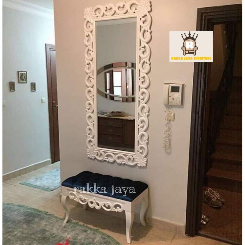 TOLET GANTUNG SIMPLE DUCO+KURSI JOK EMPUK