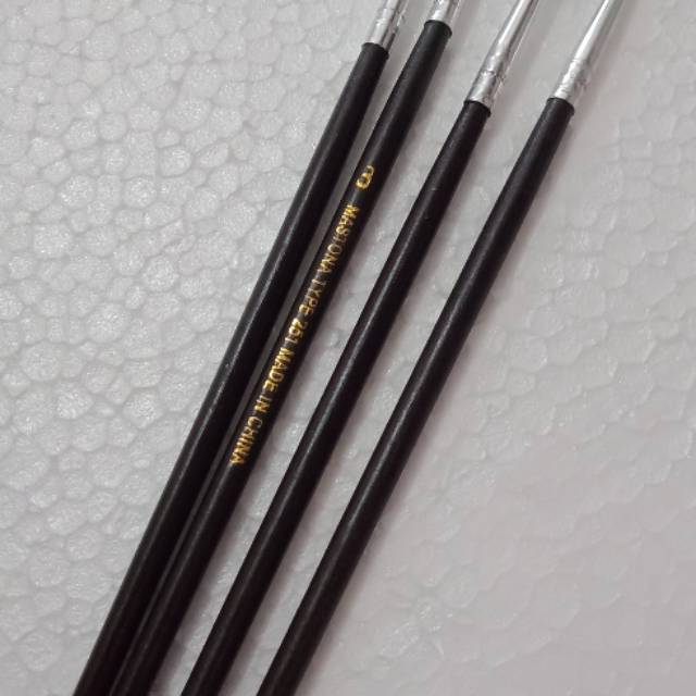 

Kuas mewarnai/lukis no 2