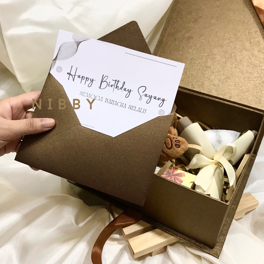 LUXELOVE Chocolate Hampers | Hard Box | Buket Bunga Kering | Coklat Fererro | Boneka Premium | Hadiah Pacar Cewek Ulang Tahun Wisuda Anniversary Sidang Mewah