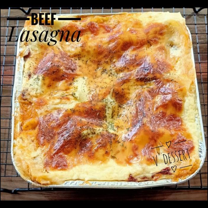 

lasagna / uk : 22 x 10 / beef Lasagna