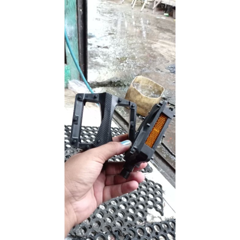 pedal sepeda lipat/mtb/fixie/balap/minion