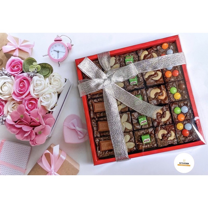 

BOX EXCLUSIVE/GIFT + PITA