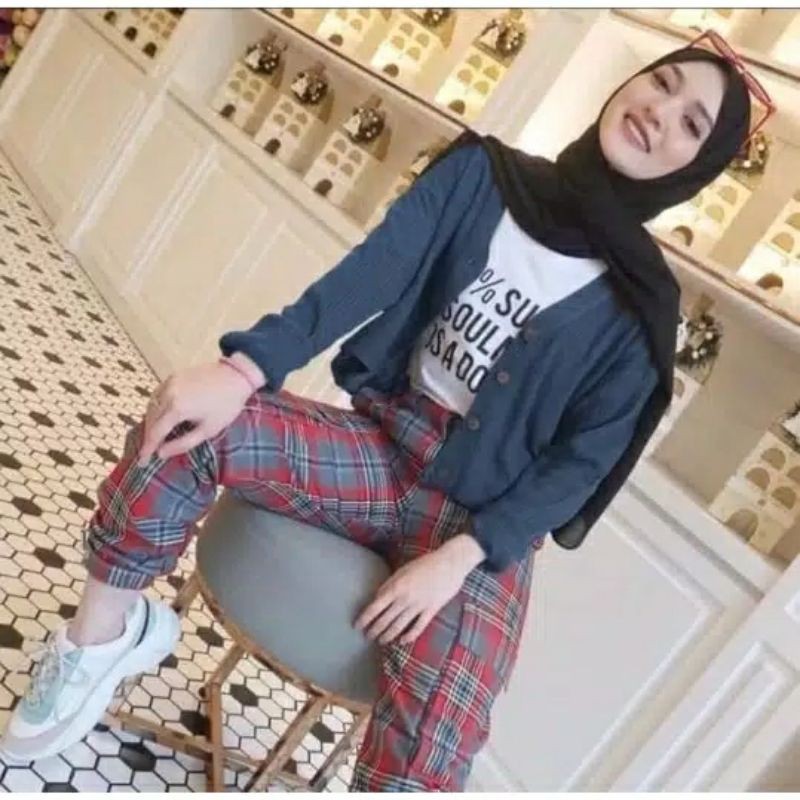 Willy Cardy / Crop Cardy Cardigan Crop wanita Rajut kardigan muslim