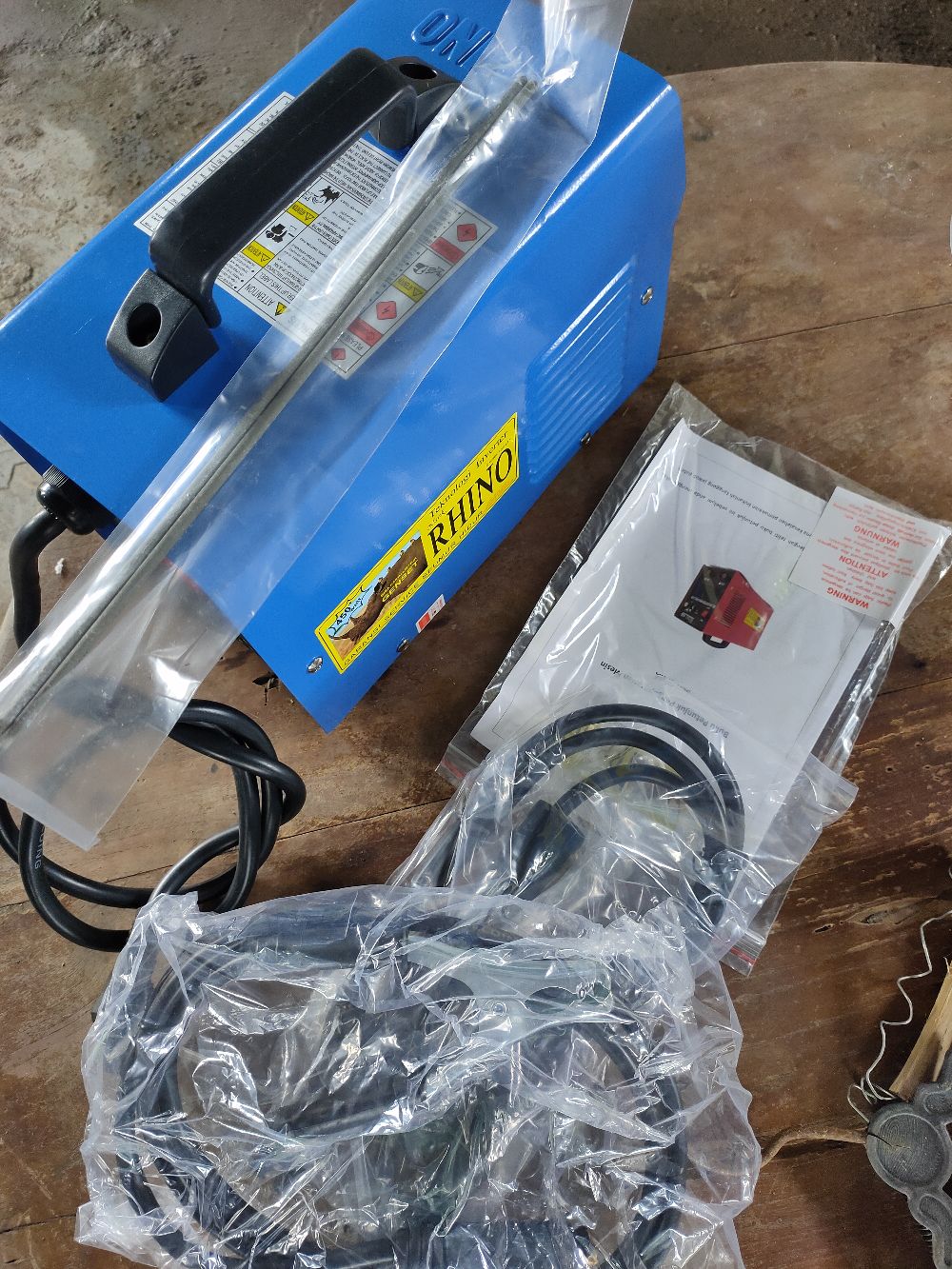 Mesin Las Rhino 450watt 120a Power 900watt