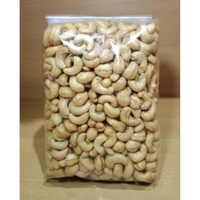 

kacang mete 1 kg