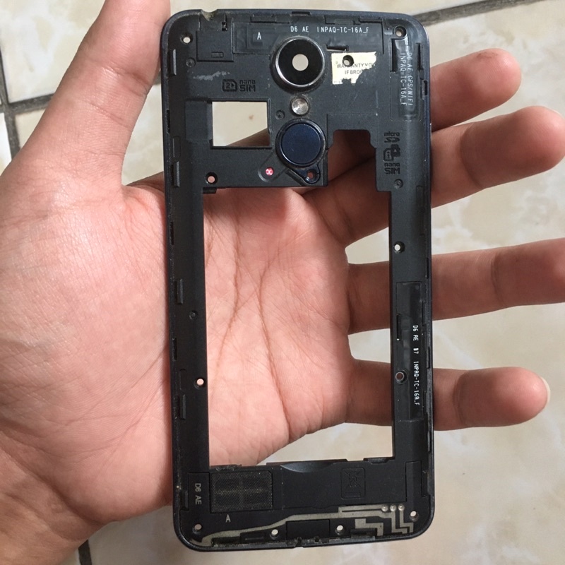 tulang tengah tutup mesin lg k8 2017 x240k copotan