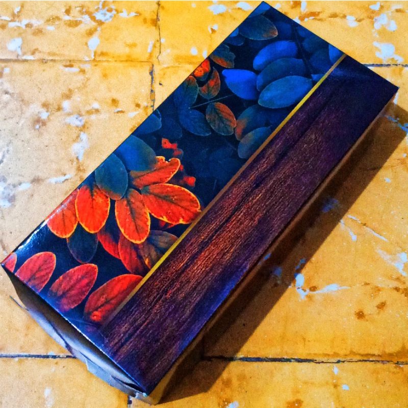 

Dus Kemasan / Box Kraft Glossy Autumn Wood 3D
