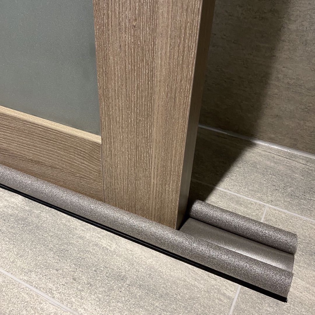 ❀ Chingu ❀ PA059 Sekat Pintu Busa Penutup Celah Lubang Bawah Alas Pintu Penghalang Debu Anti Kecoa Import