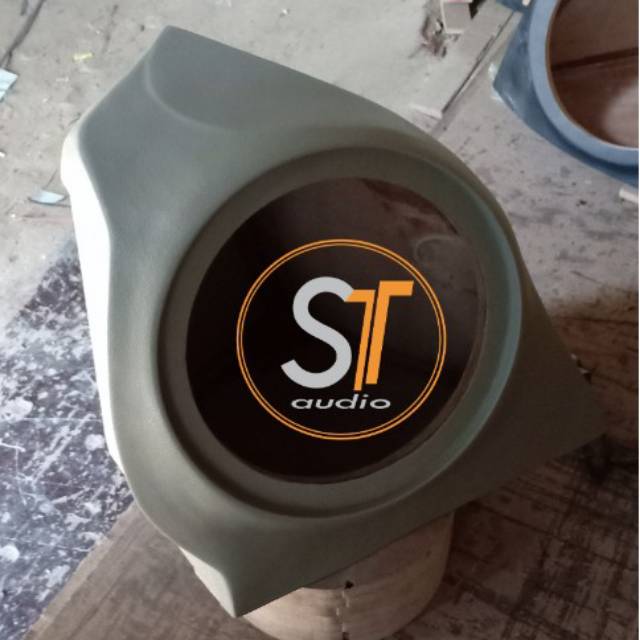Box sudut subwoofer 12" honda mobilio / brv
