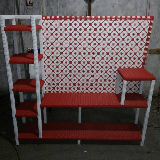 Tempat Rak Tv Rotan Sintetis