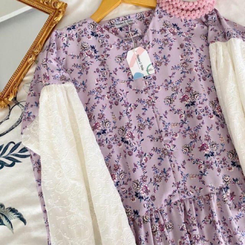 PRELOVED  MIDI RAYA LILAC Haidee & Orlin