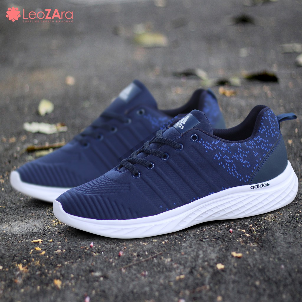 Sepatu Pria Sneakers Casual Terbaru Adidas Line Embos