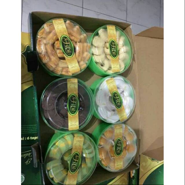 

Parsel lebaran dan kue kering