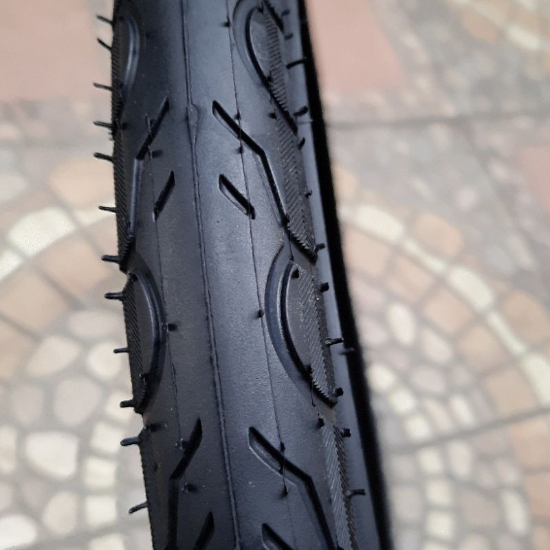 BAN LUAR KENDA 20x 1.50 KWEST