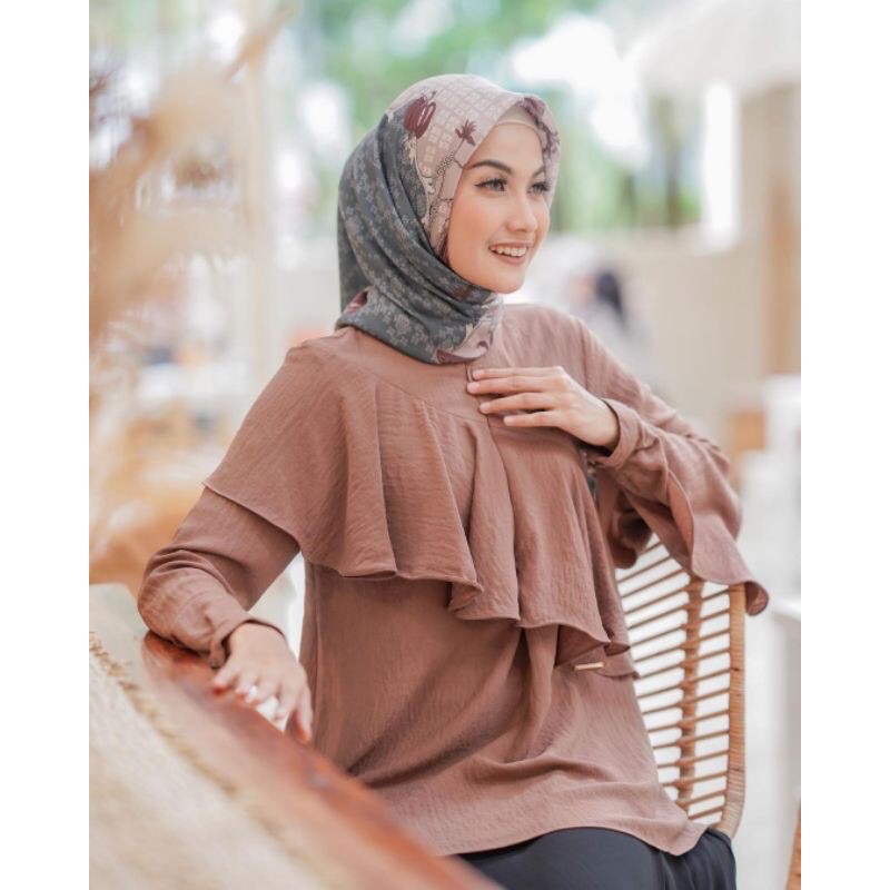 CLAIRE BLOUSE BROWNIES L by Wearing Klamby