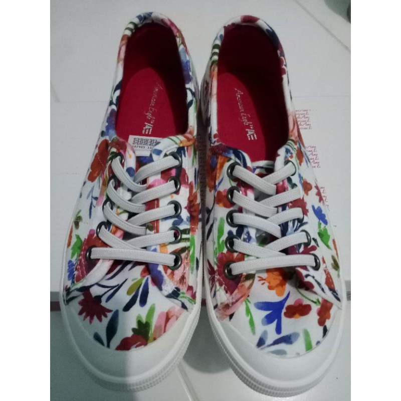 american eagle floral shoes