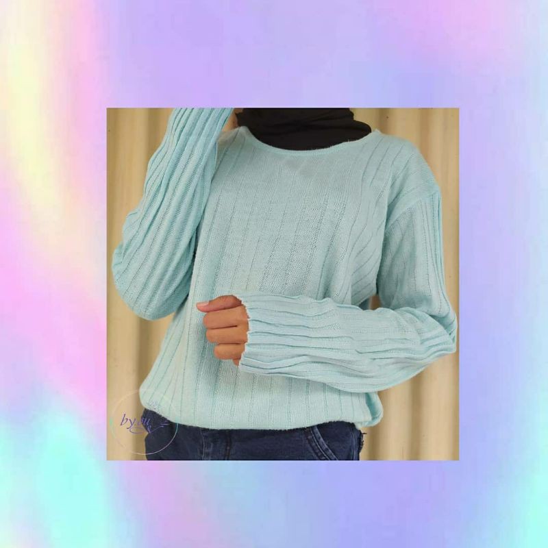 THRIFT SWEATER BIRU MUDA