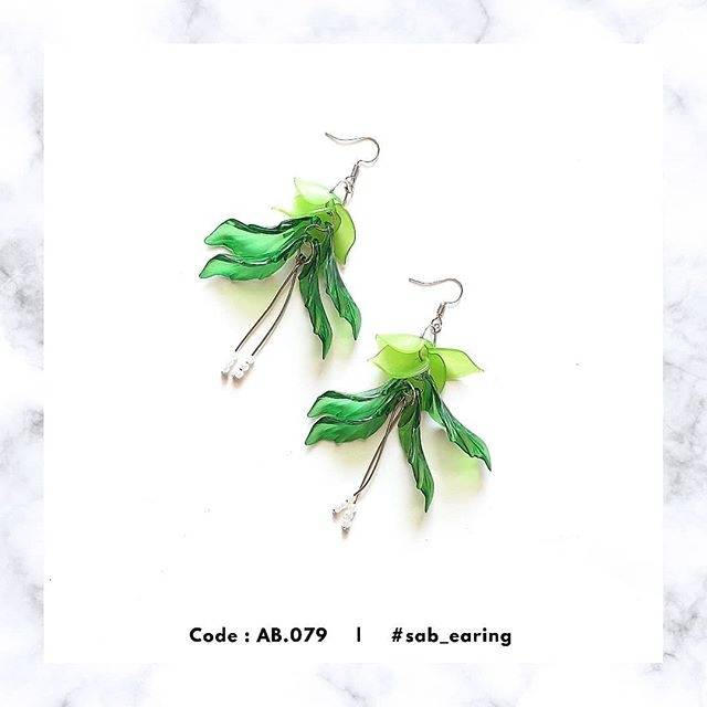 Anting putik hijau AB.079