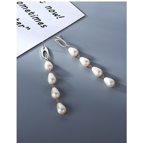 LRC Anting Tusuk Fashion White Long Fringe Pearl Geometric Alloy Stud Earrings Y63803